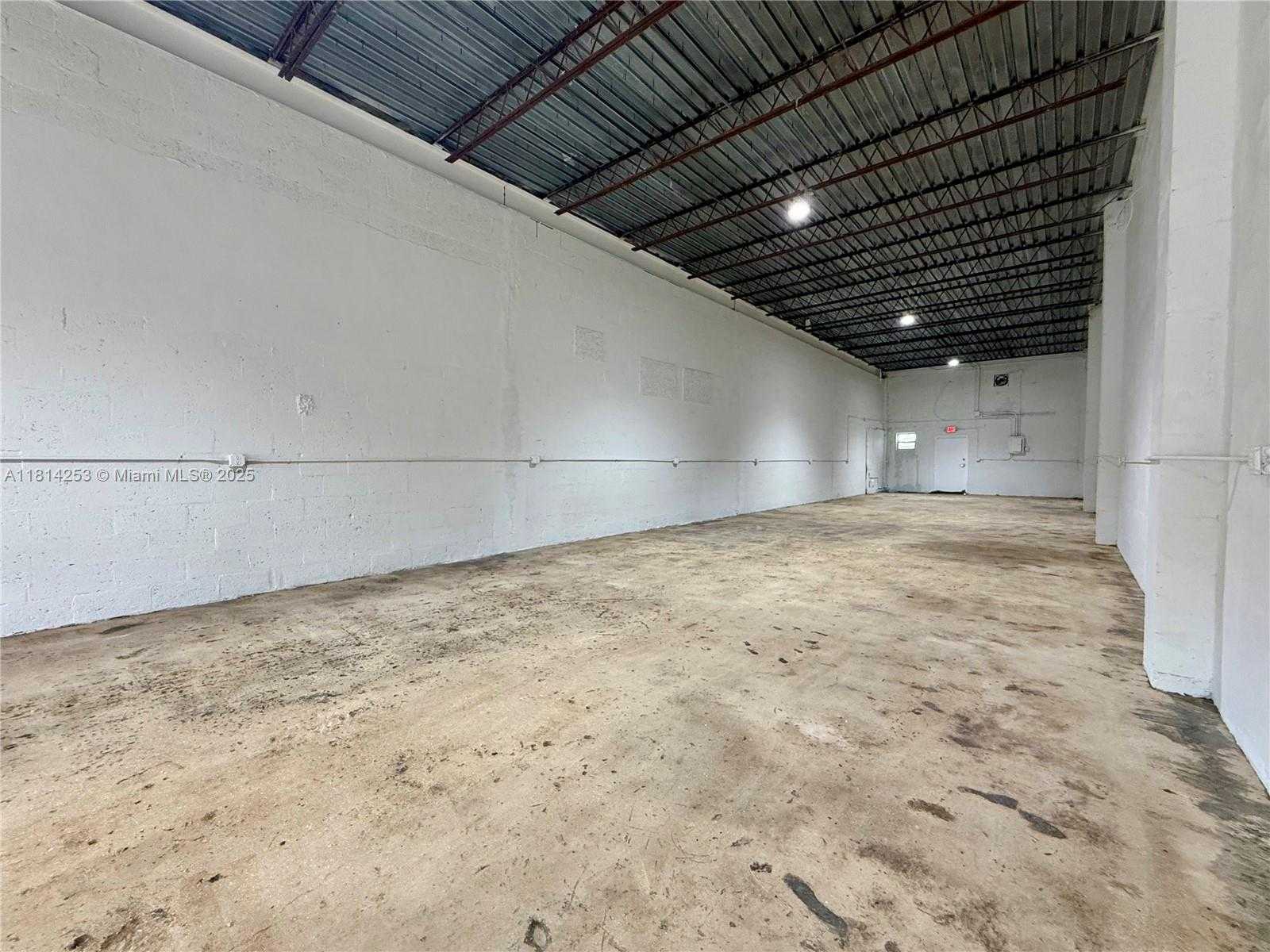 Small Image of 820 NORTH WEST 10TH TER #3, Fort Lauderdale Number 10