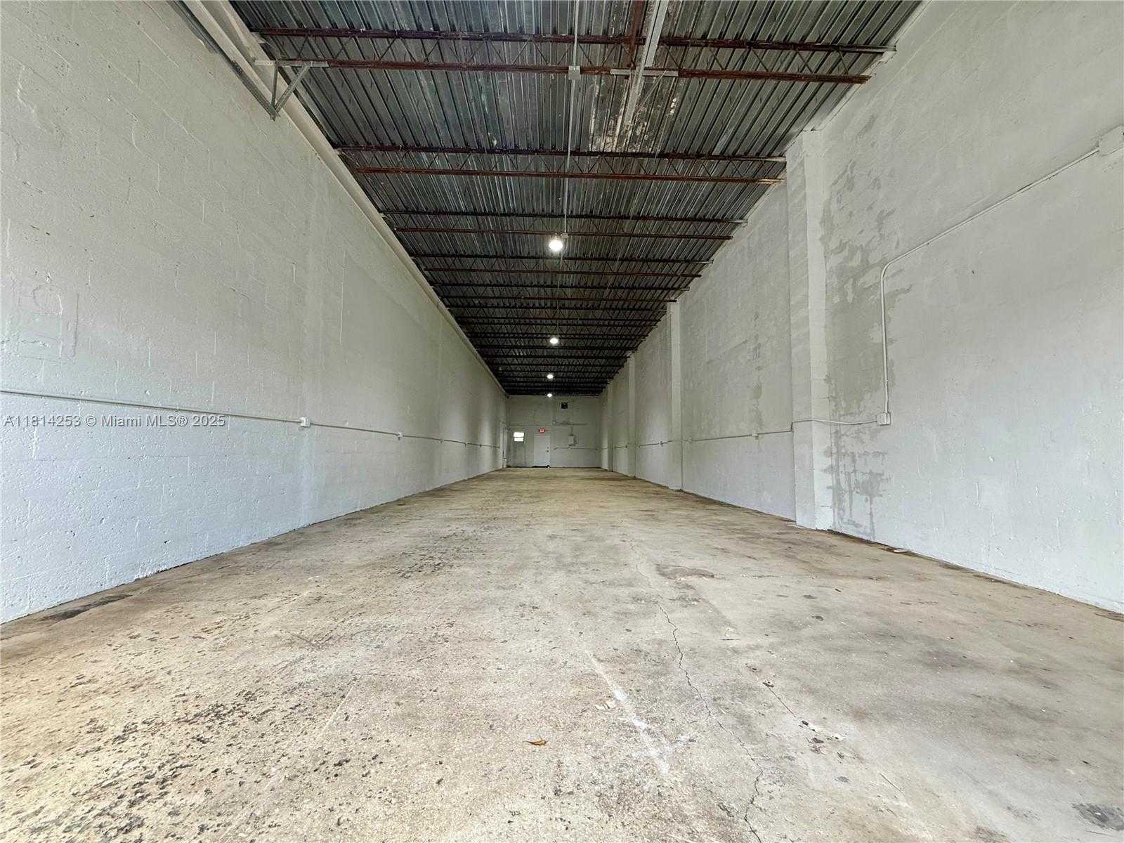 Small Image of 820 NORTH WEST 10TH TER #3, Fort Lauderdale Number 2