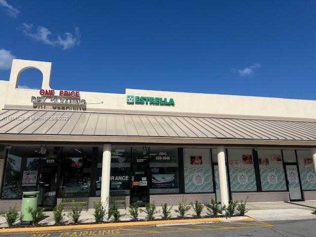 Small Image of 8129 NORTH WEST 88TH AVE #8307, Tamarac Number 27