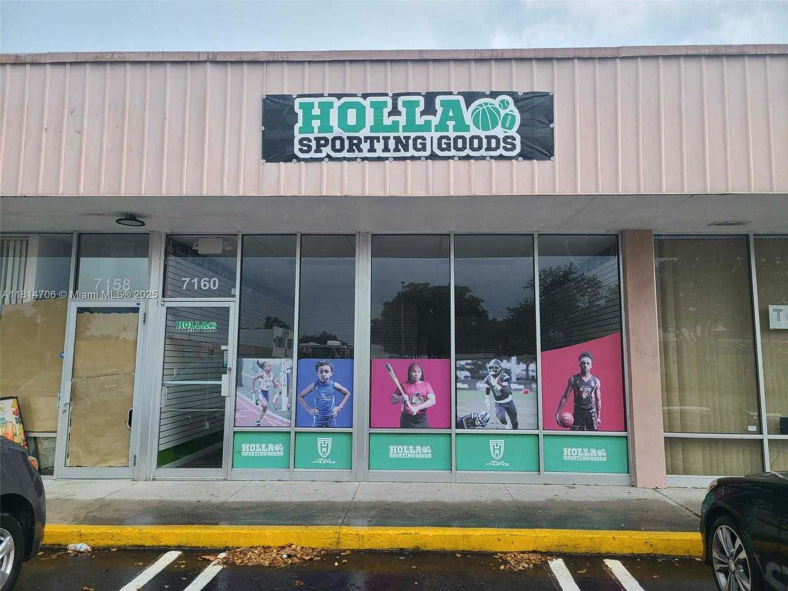 Small Image of 7150 PEMBROKE RD, Miramar Number 9