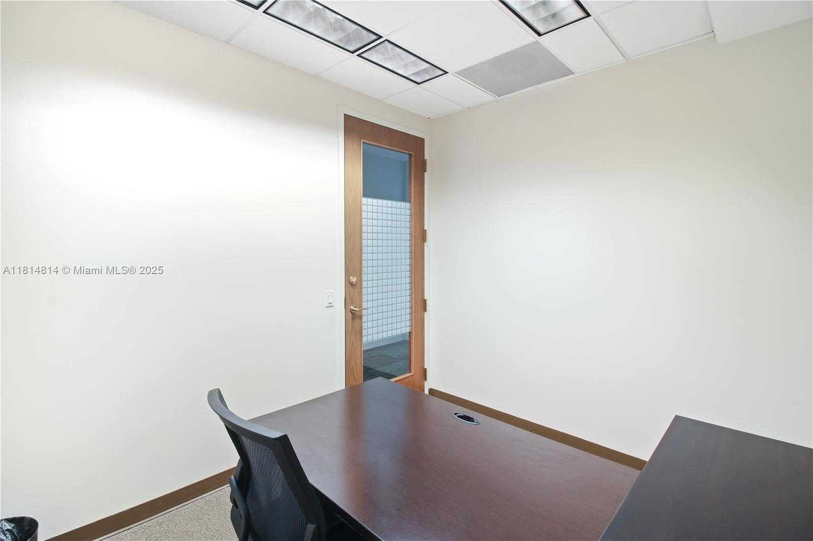 Small Image of 2525 PONCE DE LEON BLVD #300, Coral Gables Number 20