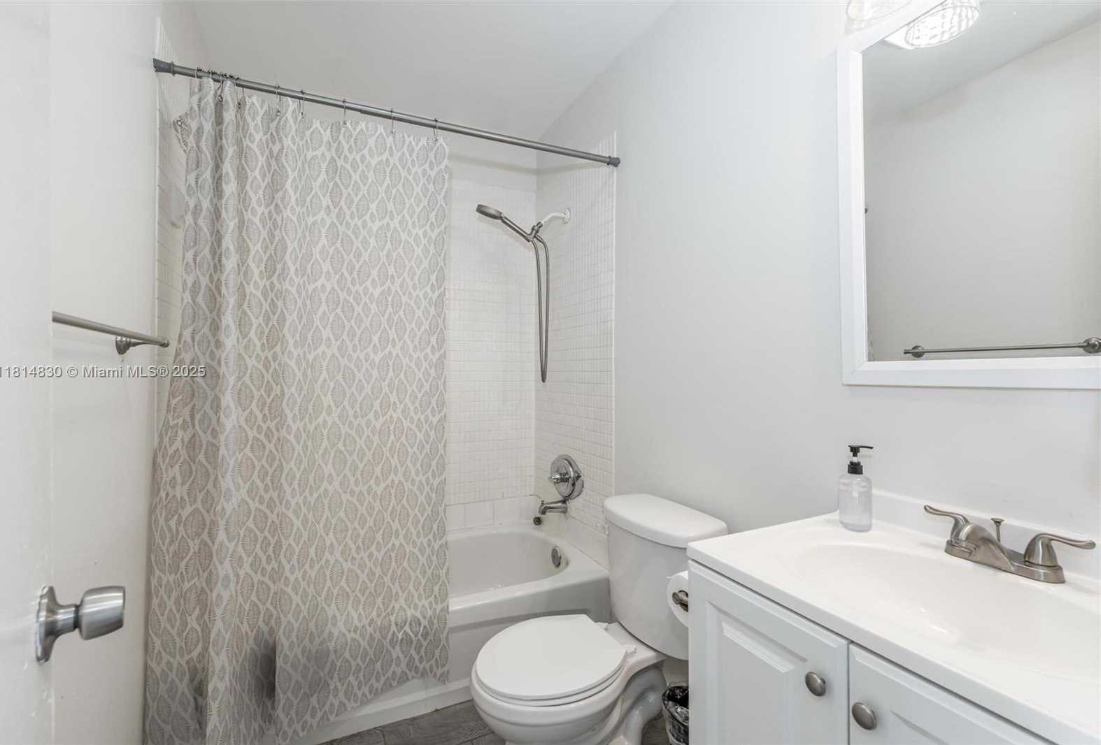 Small Image of 1415 SOUTH WEST 1ST STREET #1-8, Fort Lauderdale Number 26