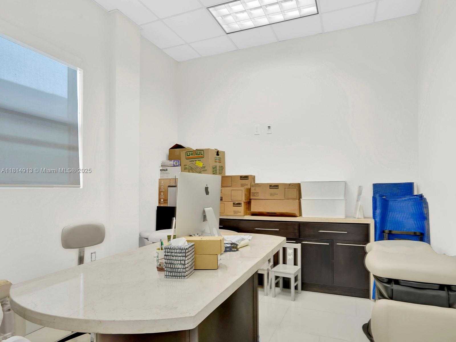 Small Image of 1675 SOUTH WEST 27TH AVE, Miami Number 14