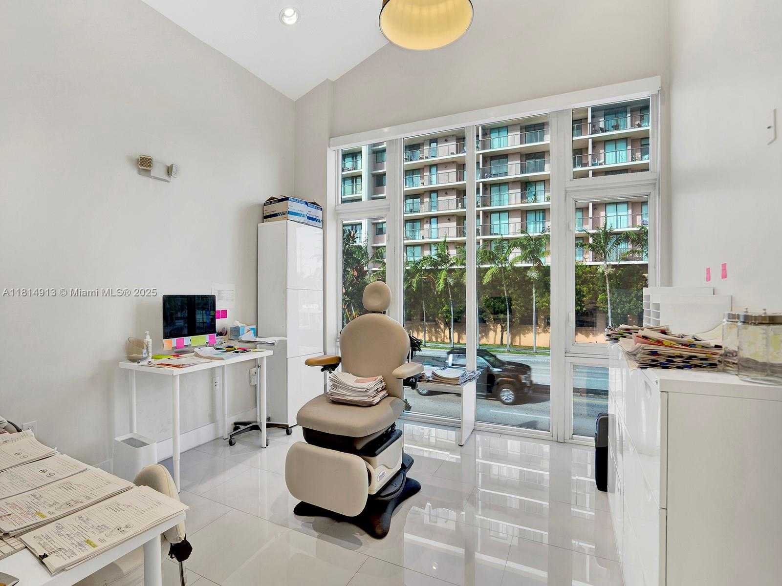 Small Image of 1675 SOUTH WEST 27TH AVE, Miami Number 18