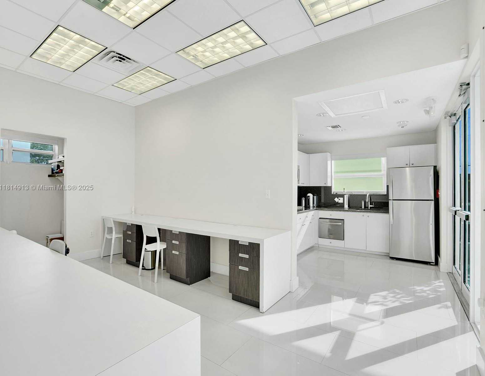 Small Image of 1675 SOUTH WEST 27TH AVE, Miami Number 22