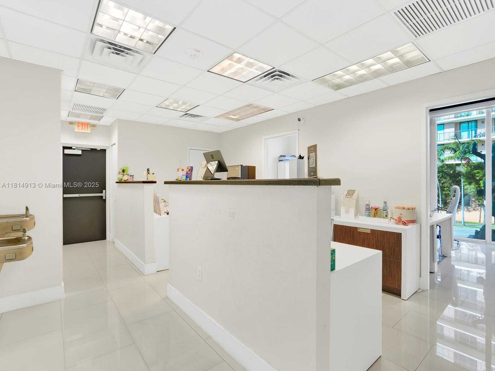 Small Image of 1675 SOUTH WEST 27TH AVE, Miami Number 8