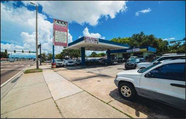 Small Image of 3334 SOUTH 15TH, St Petersburg Number 5