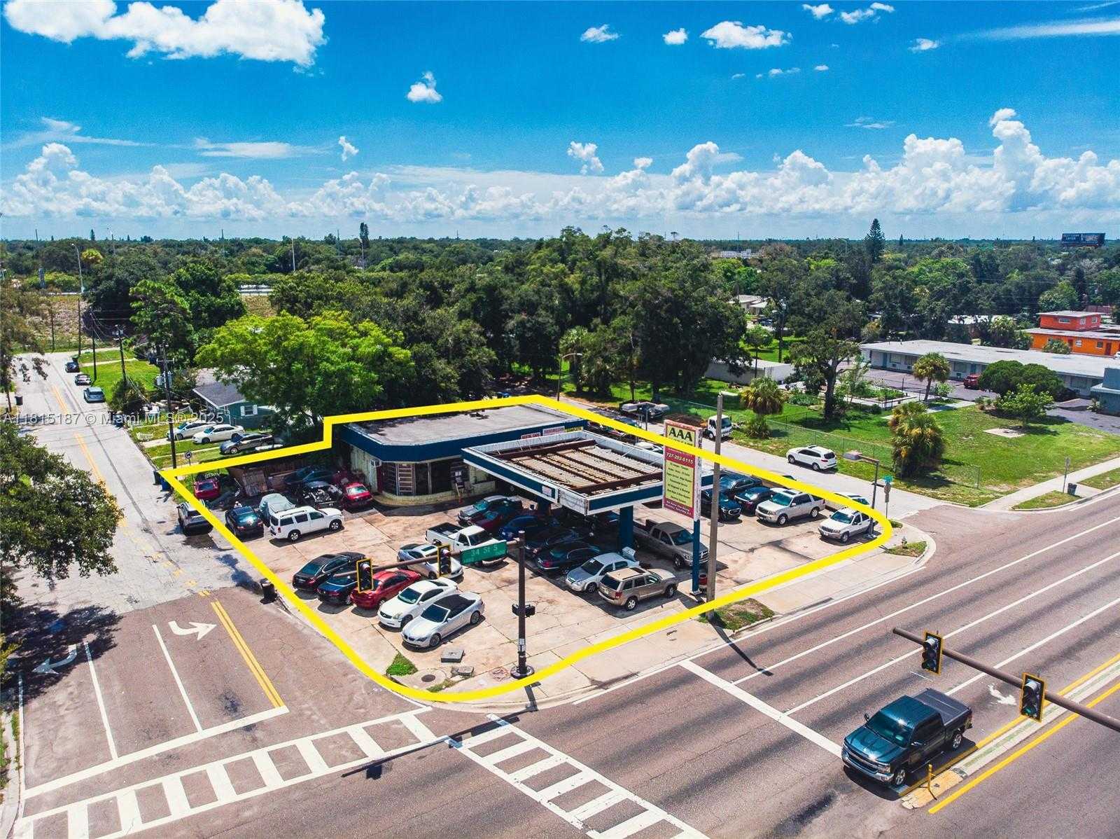 Small Image of 3334 SOUTH 15TH, St Petersburg Number 7