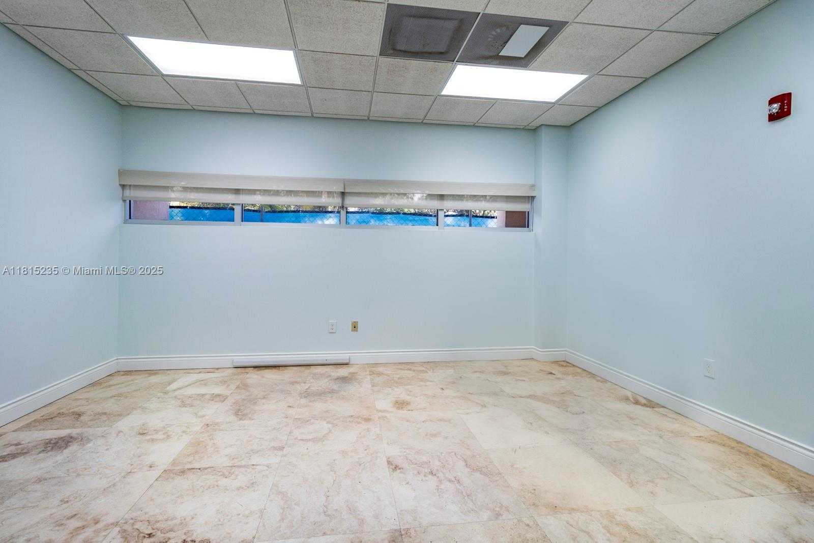 Small Image of 6141 SUNSET DR #102, South Miami Number 11