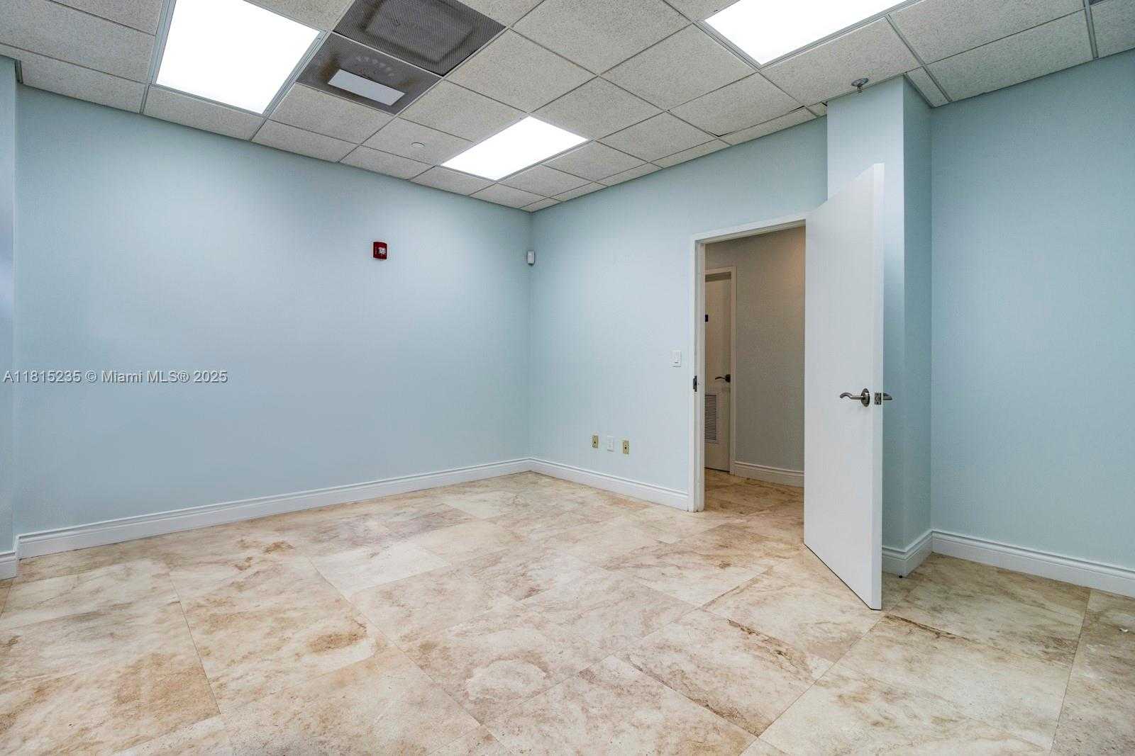 Small Image of 6141 SUNSET DR #102, South Miami Number 12