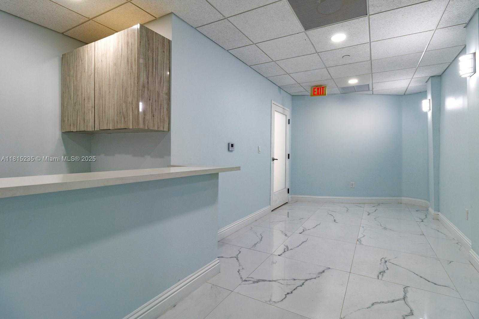 Small Image of 6141 SUNSET DR #102, South Miami Number 7