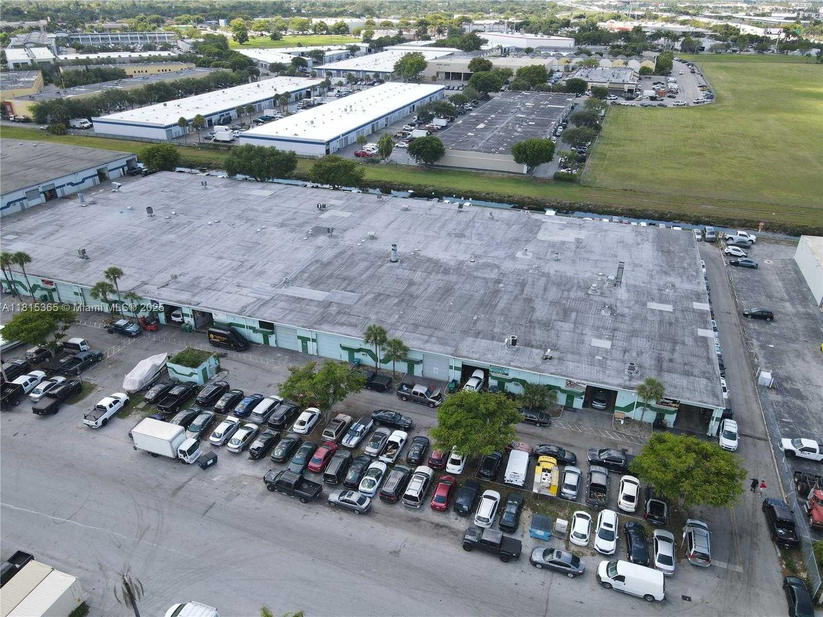 Small Image of 10770 SOUTH WEST 188TH ST #10770, Cutler Bay Number 3