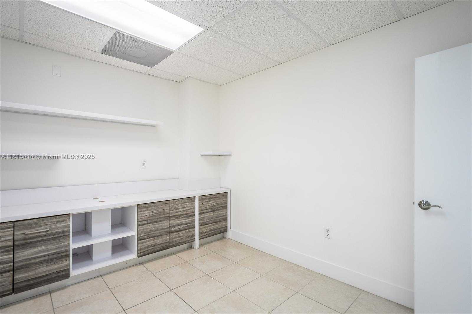 Small Image of 3119 CORAL WAY #3121A, Miami Number 18