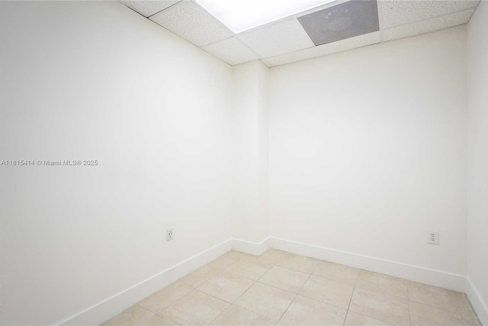 Small Image of 3119 CORAL WAY #3121A, Miami Number 19