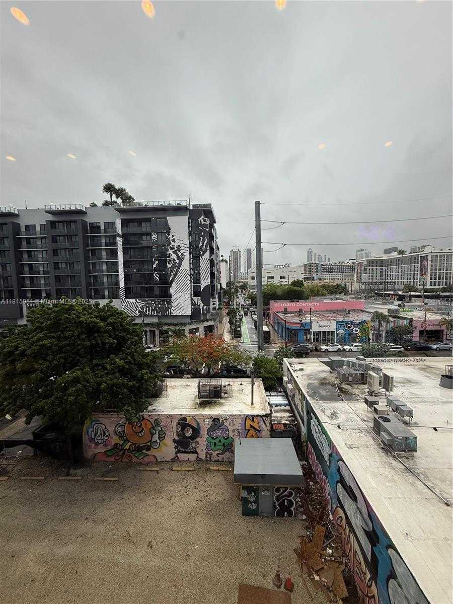 Small Image of 218 NORTH WEST 24TH ST #403, Miami Number 8