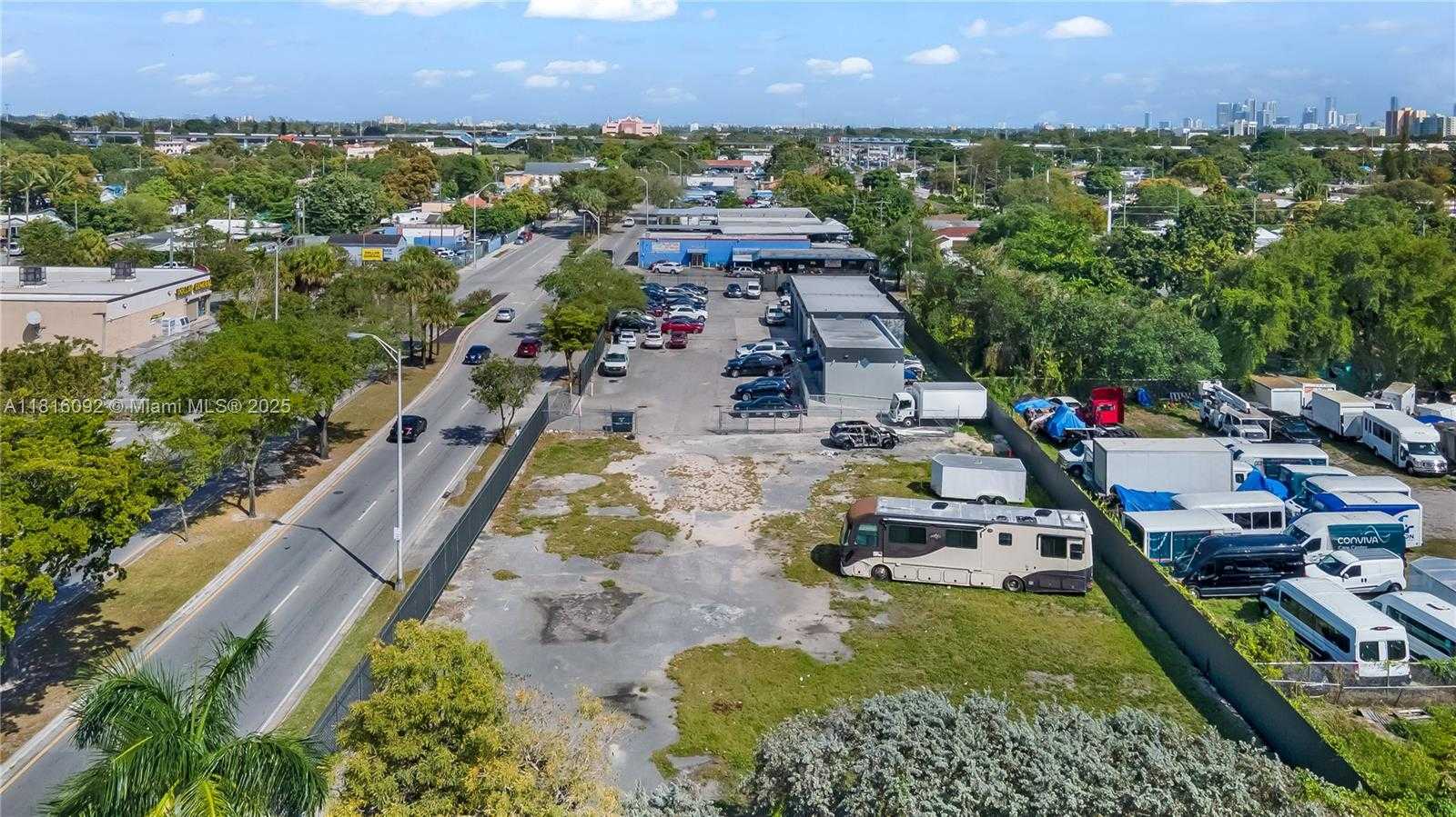 Small Image of 3130 NW 62ND ST, Out of City Number 11