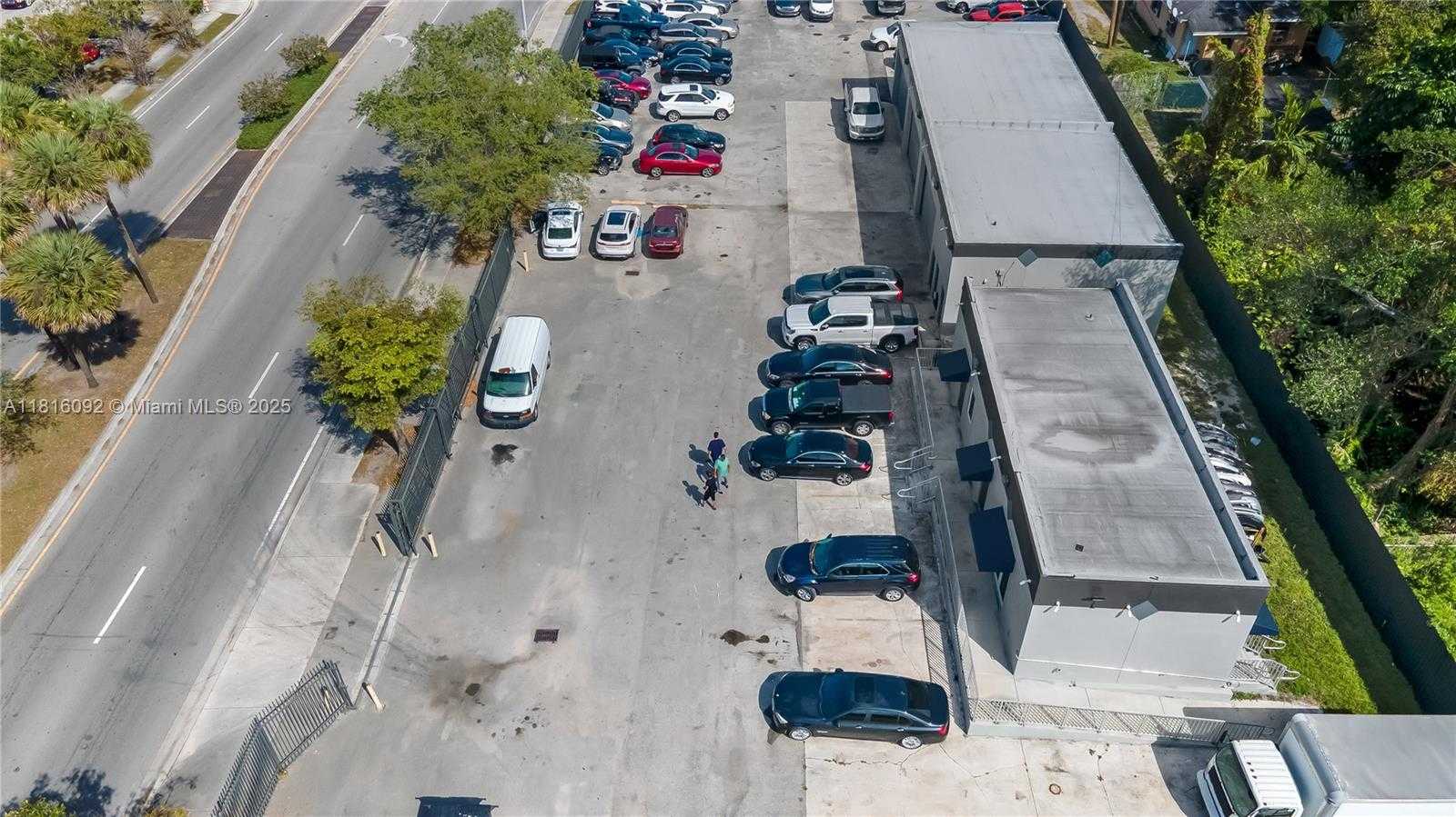 Small Image of 3130 NW 62ND ST, Out of City Number 16