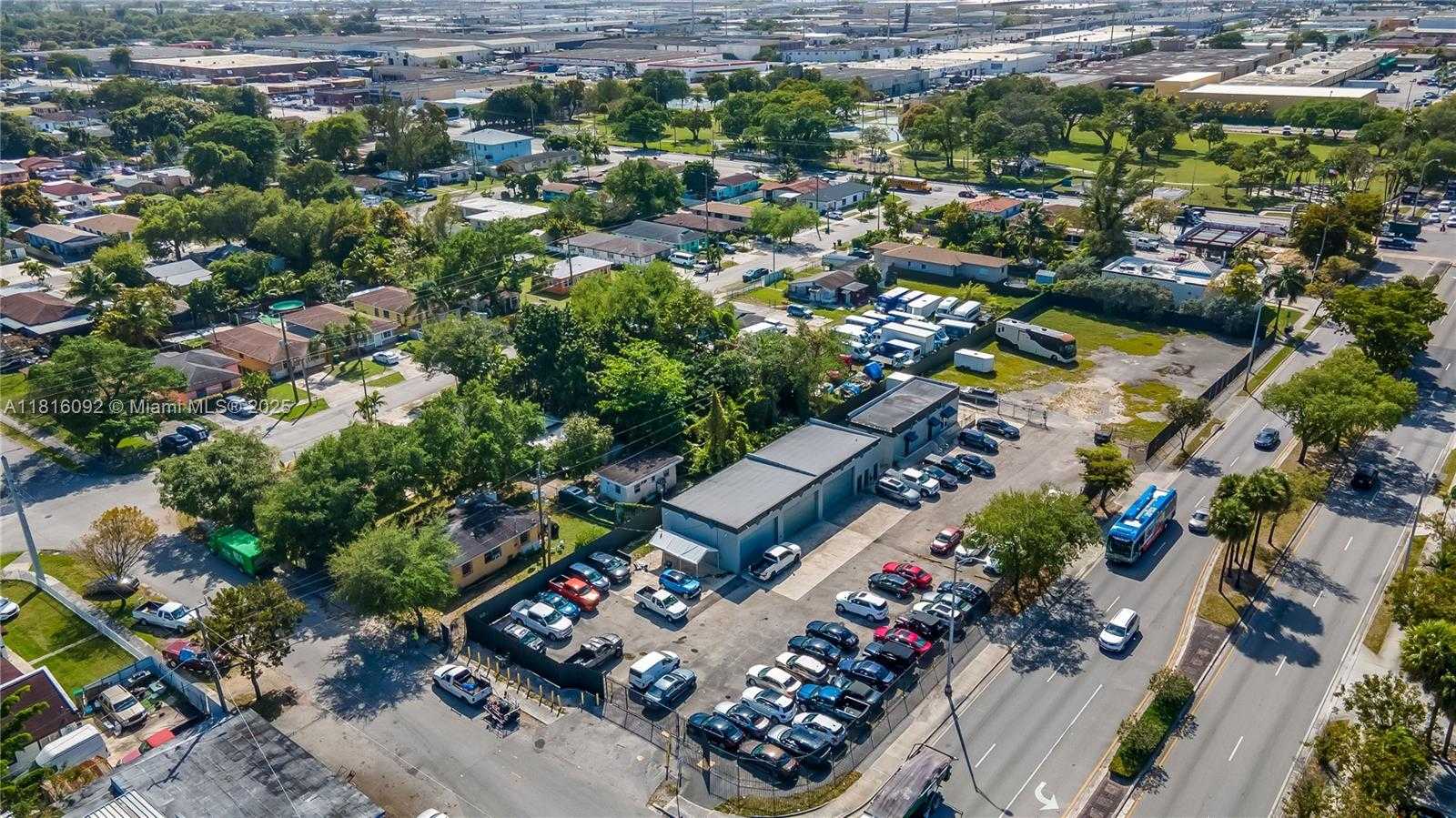 Small Image of 3130 NW 62ND ST, Out of City Number 17