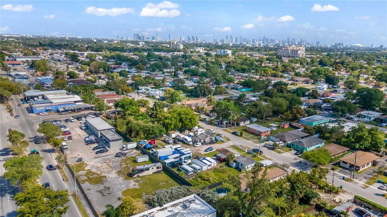 Small Image of 3130 NW 62ND ST, Out of City Number 18