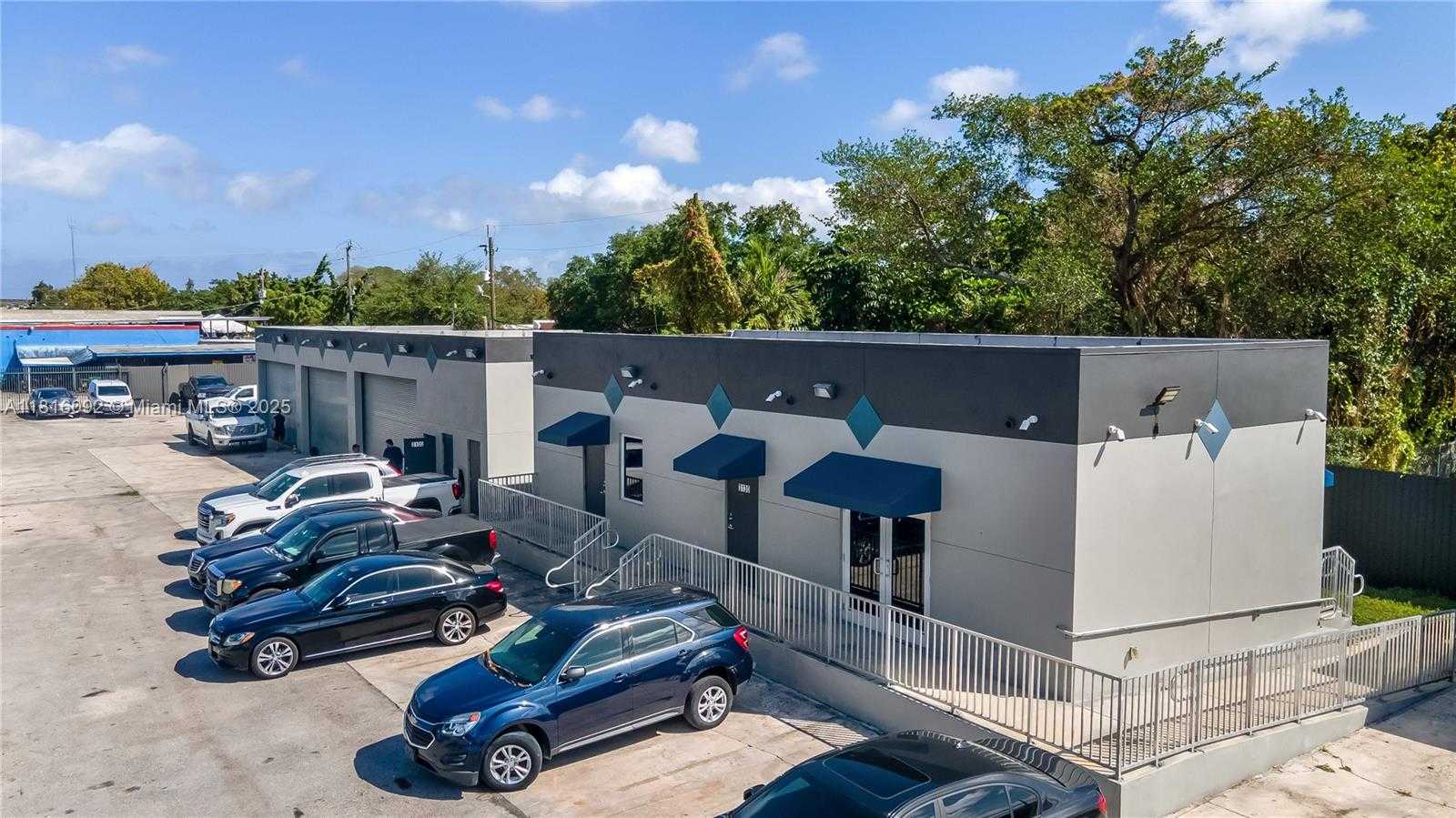 Small Image of 3130 NW 62ND ST, Out of City Number 19