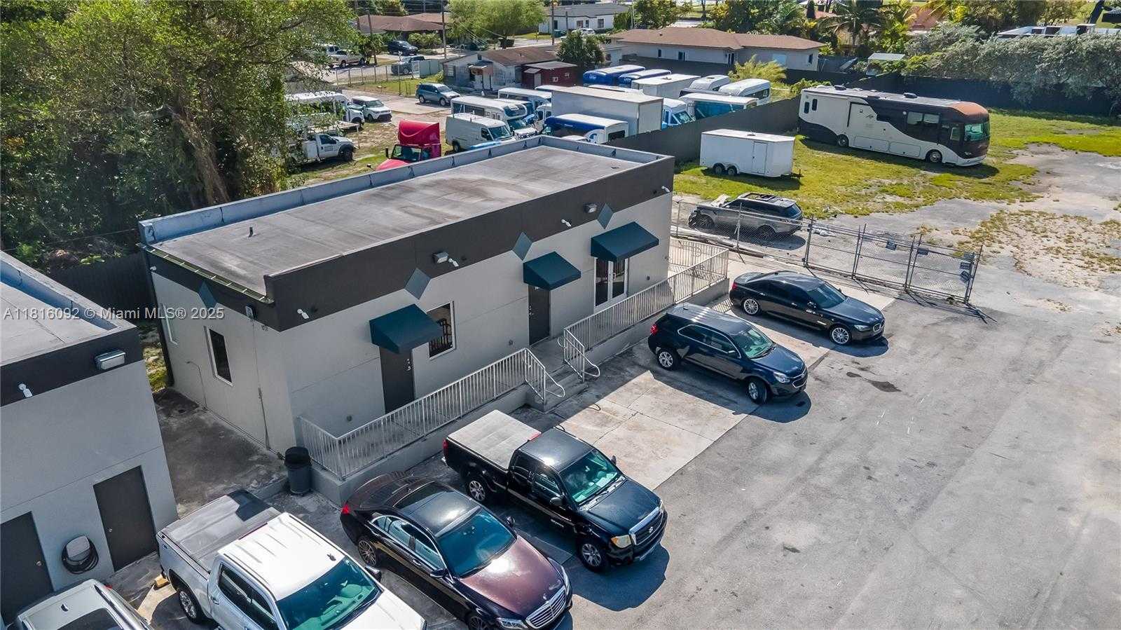 Small Image of 3130 NW 62ND ST, Out of City Number 2