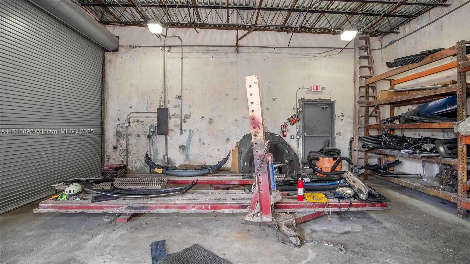 Small Image of 3130 NW 62ND ST, Out of City Number 27
