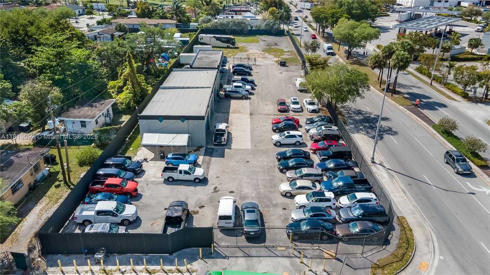 Small Image of 3130 NW 62ND ST, Out of City Number 8