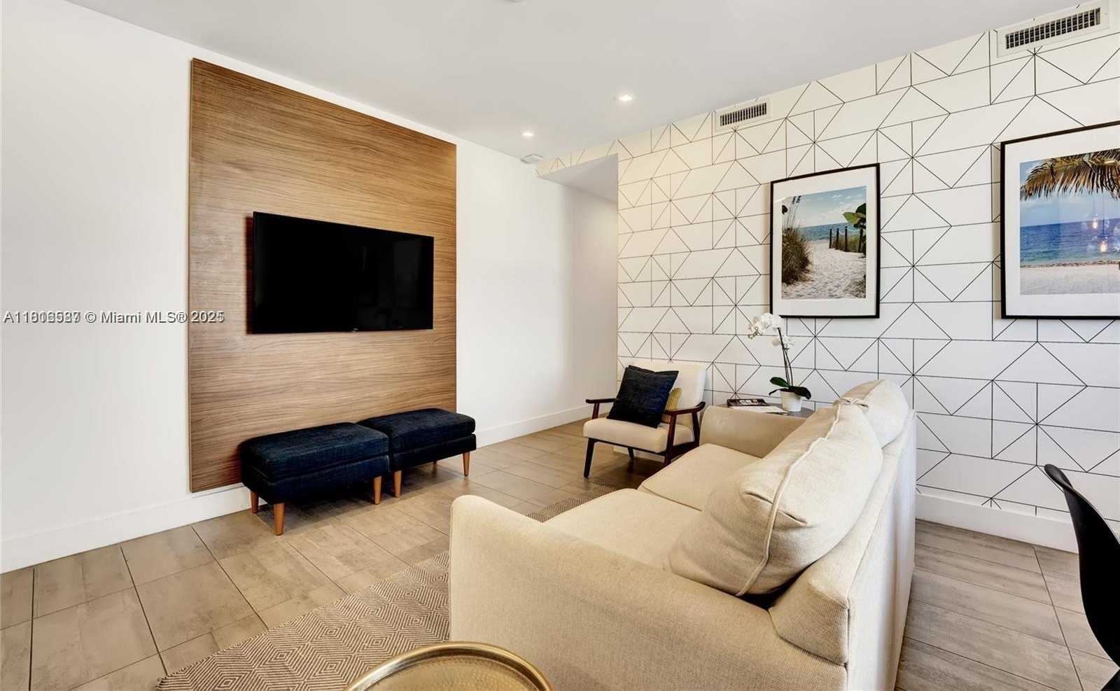 Small Image of 538 MERIDIAN AVE, Miami Beach Number 20