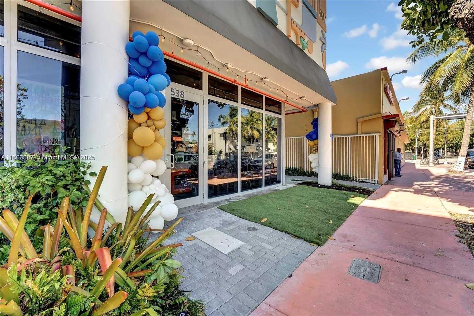 Small Image of 538 MERIDIAN AVE, Miami Beach Number 29
