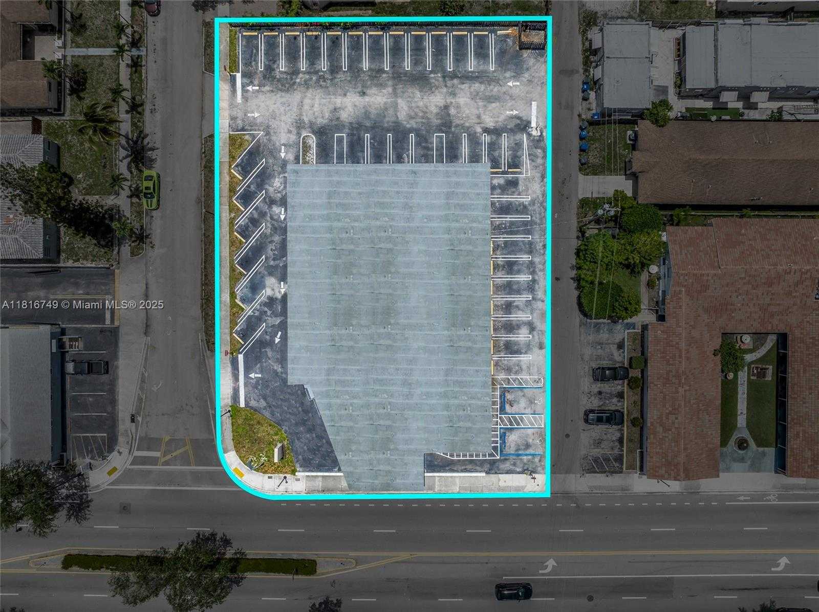 Small Image of 750 SOUTH FEDERAL HWY, Hollywood Number 7