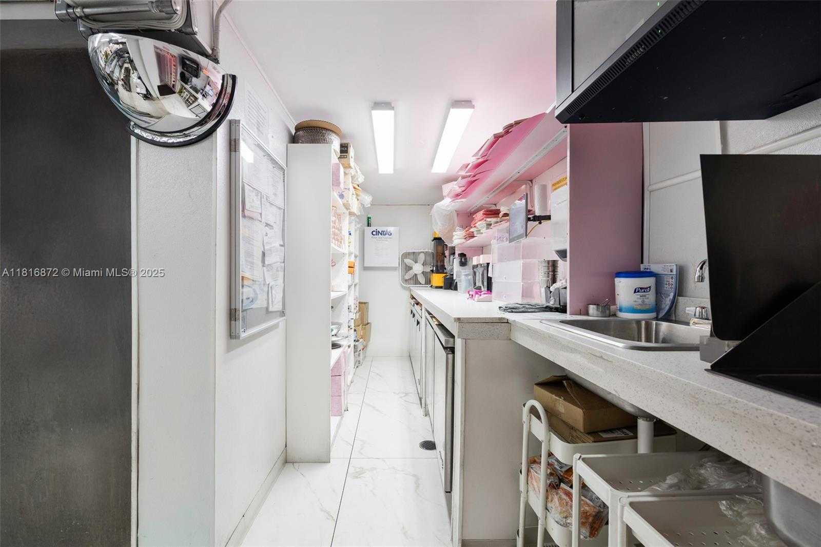 Small Image of 2345 SOUTH WEST 37TH AVE, Miami Number 31
