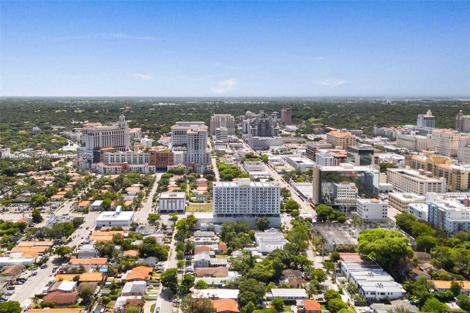 Small Image of 2345 SOUTH WEST 37TH AVE, Miami Number 7