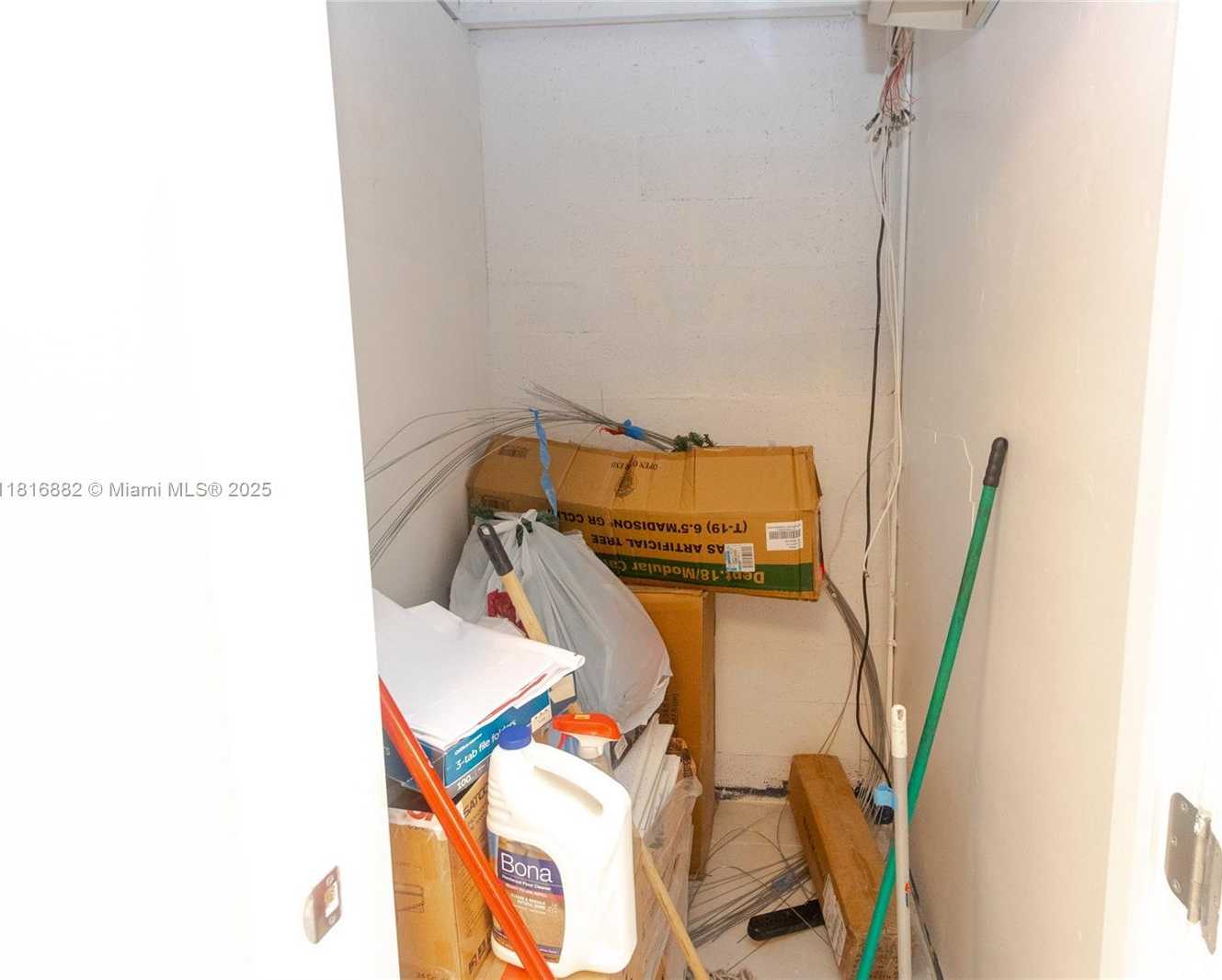 Small Image of 13639 WEST DIXIE HWY ## 13649, North Miami Number 8