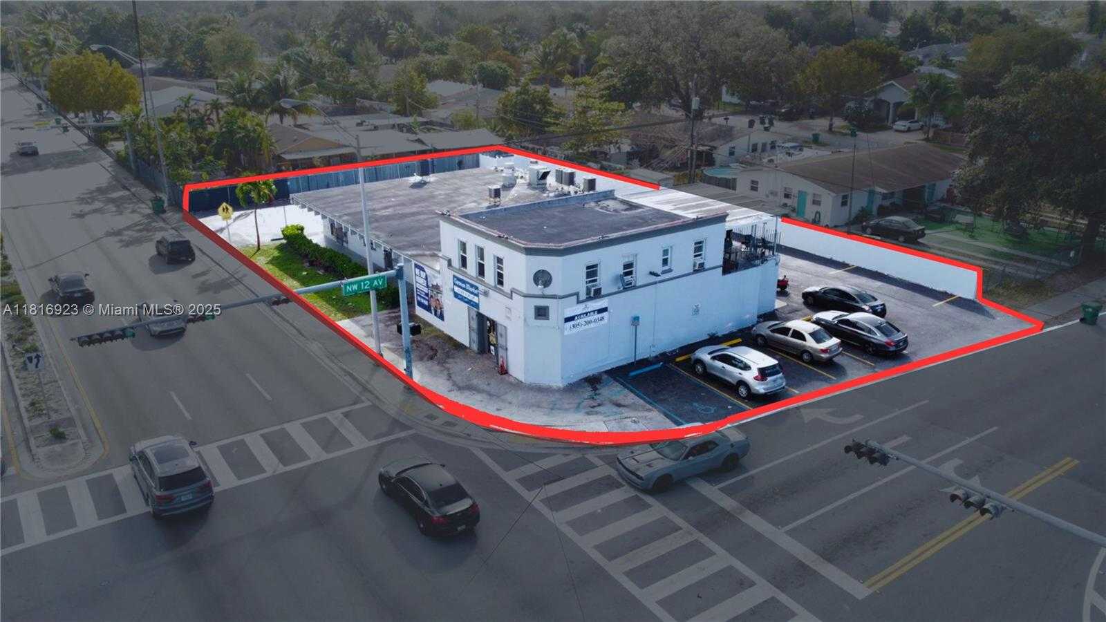 Small Image of 1186 NORTH WEST 103RD ST, Miami Number 5