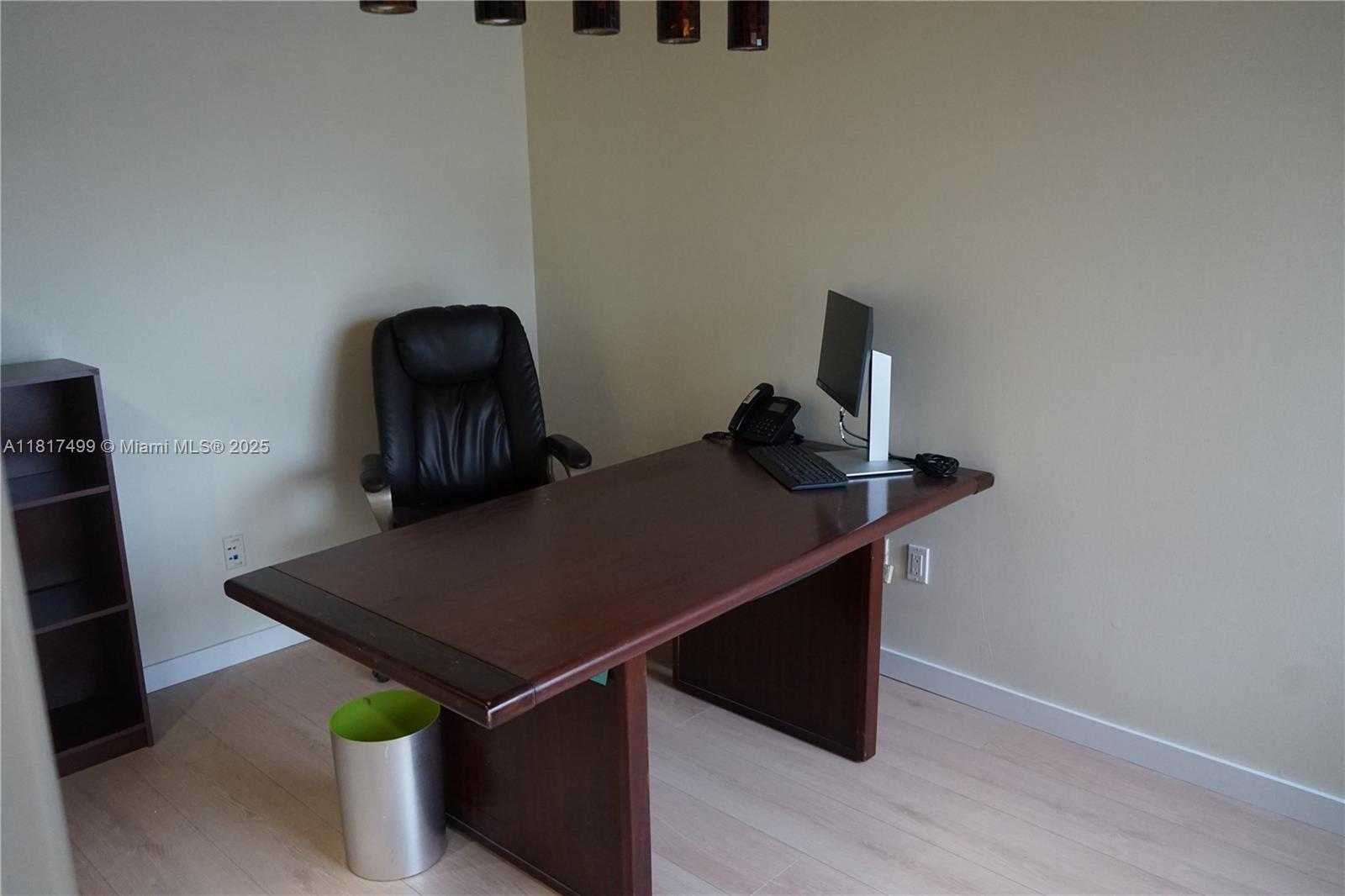 Small Image of 13320 SOUTH WEST 128TH ST, Miami Number 14