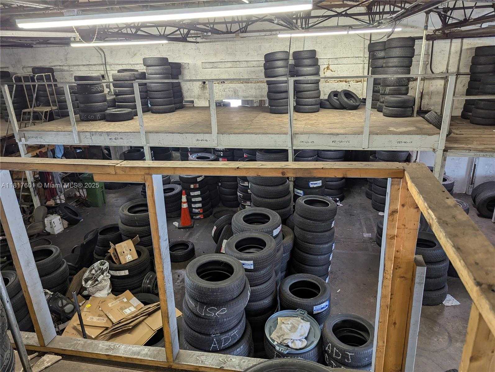 Small Image of 900 25TH ST, West Palm Beach Number 11