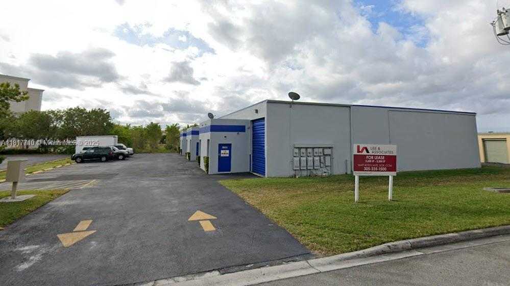 Small Image of 13552 SOUTH WEST 129TH ST, Miami Number 7