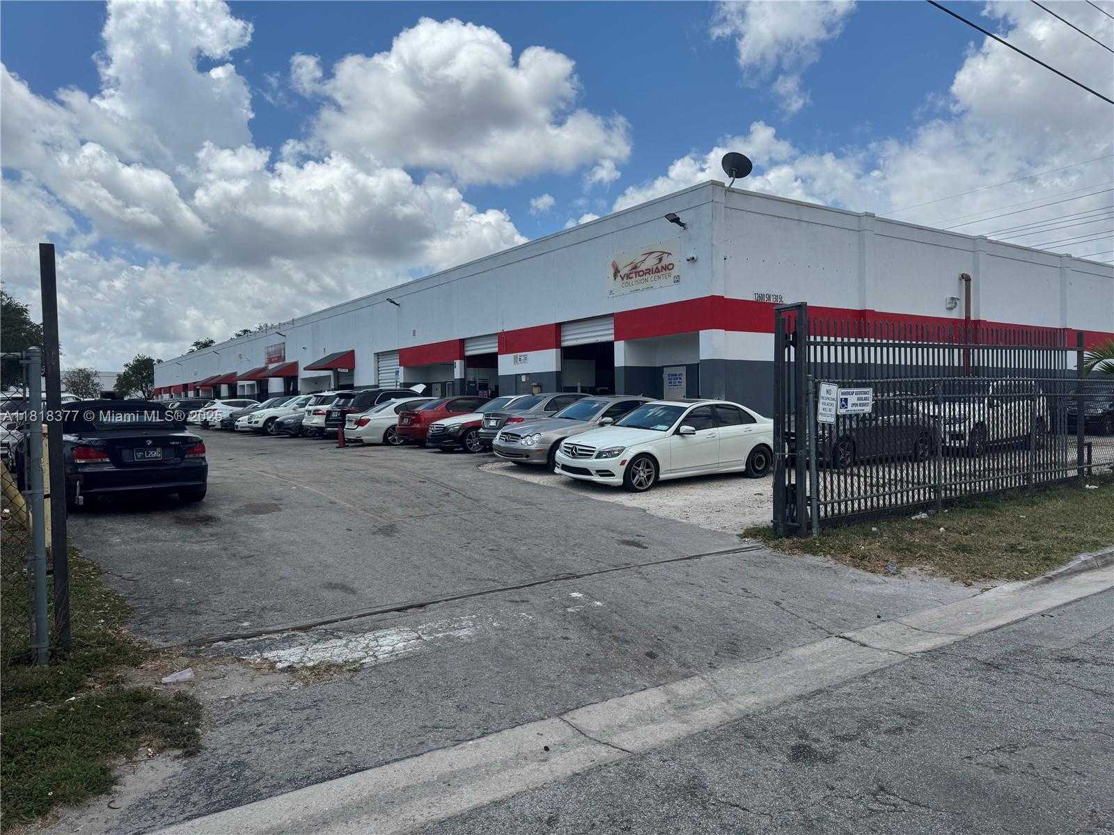 Small Image of 12600 SOUTH WEST 130TH ST #11-12, Miami Number 4