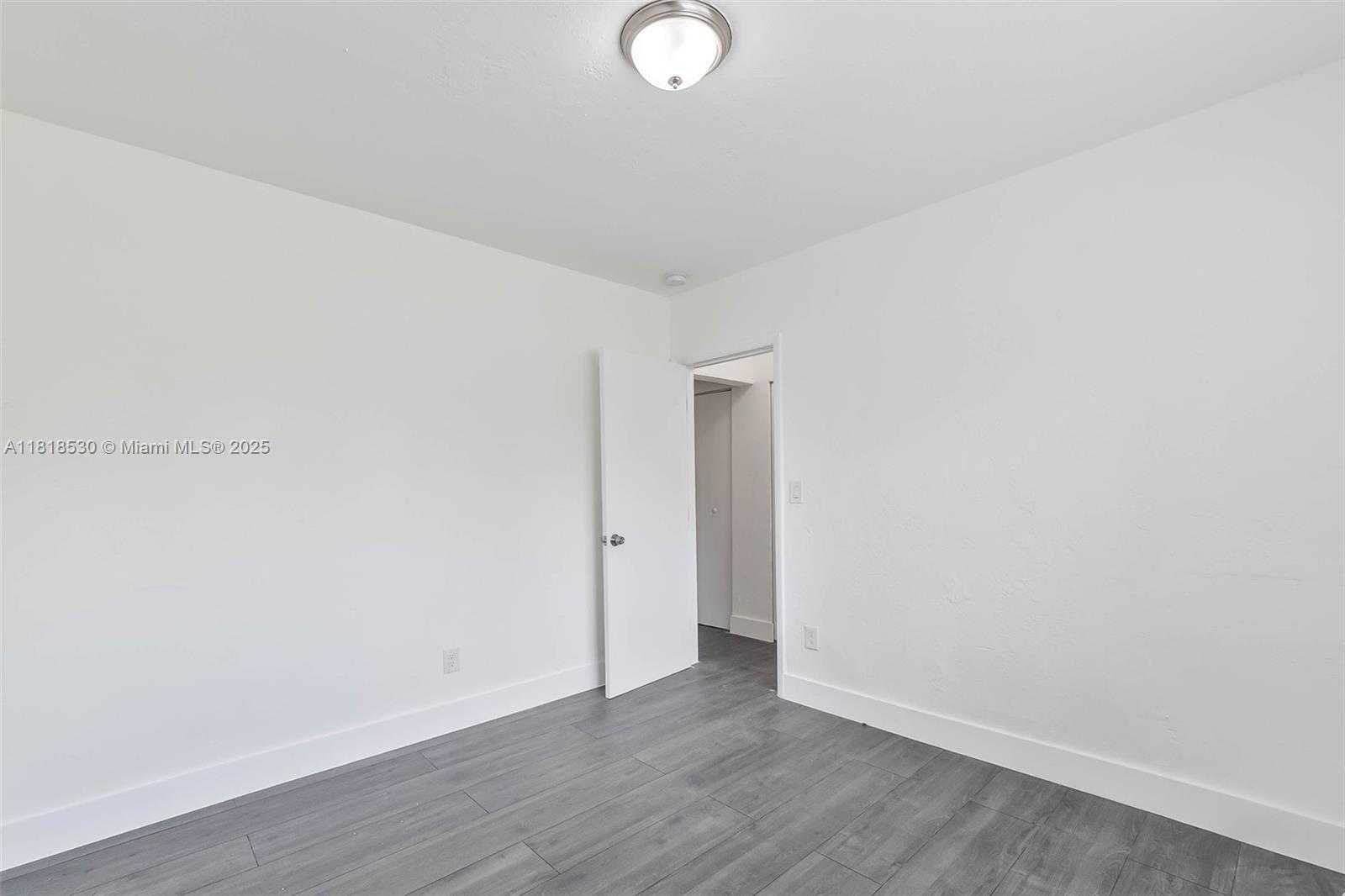 Small Image of 212 NORTH WEST 15TH ST, Miami Number 32