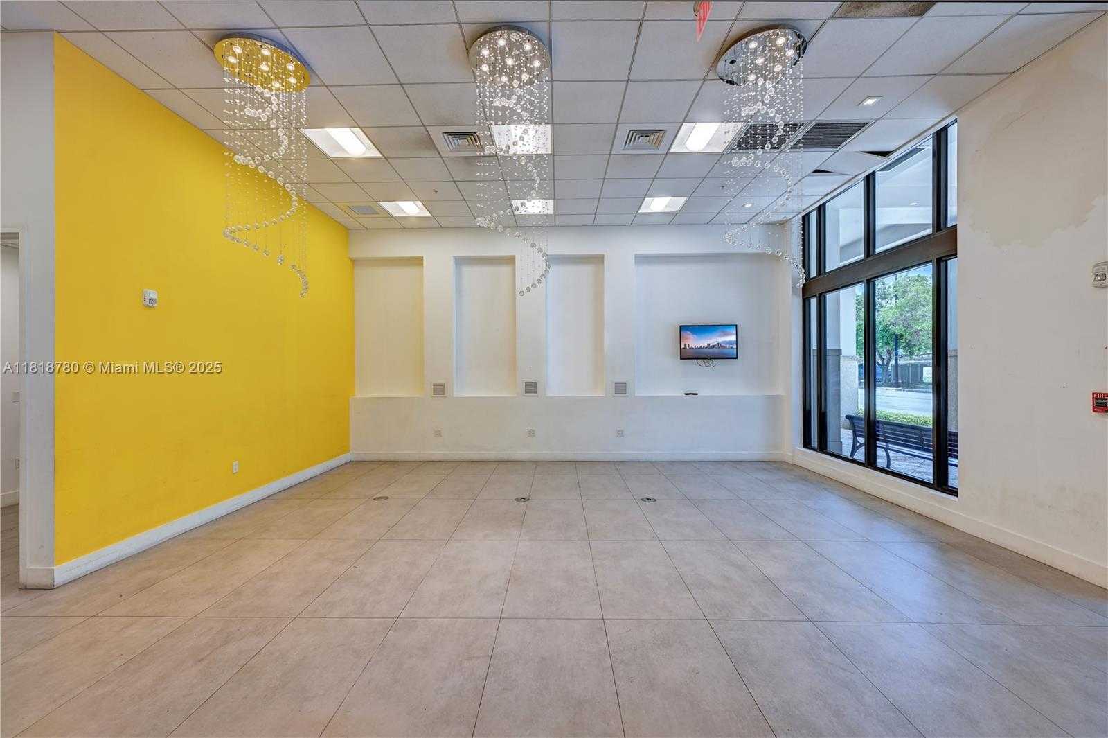Small Image of 301 ALTARA AVE #CU-3K, Coral Gables Number 2