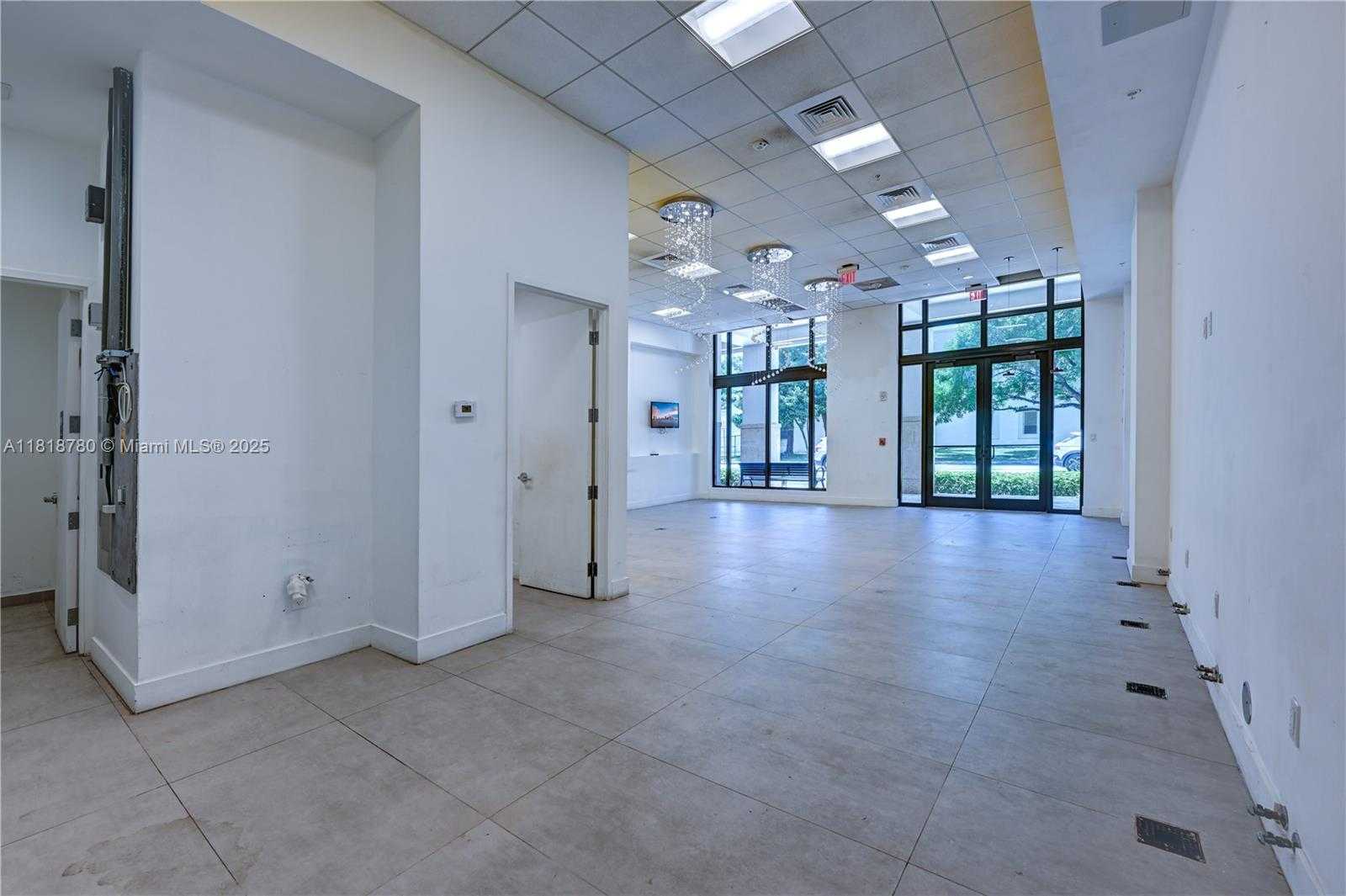 Small Image of 301 ALTARA AVE #CU-3K, Coral Gables Number 7