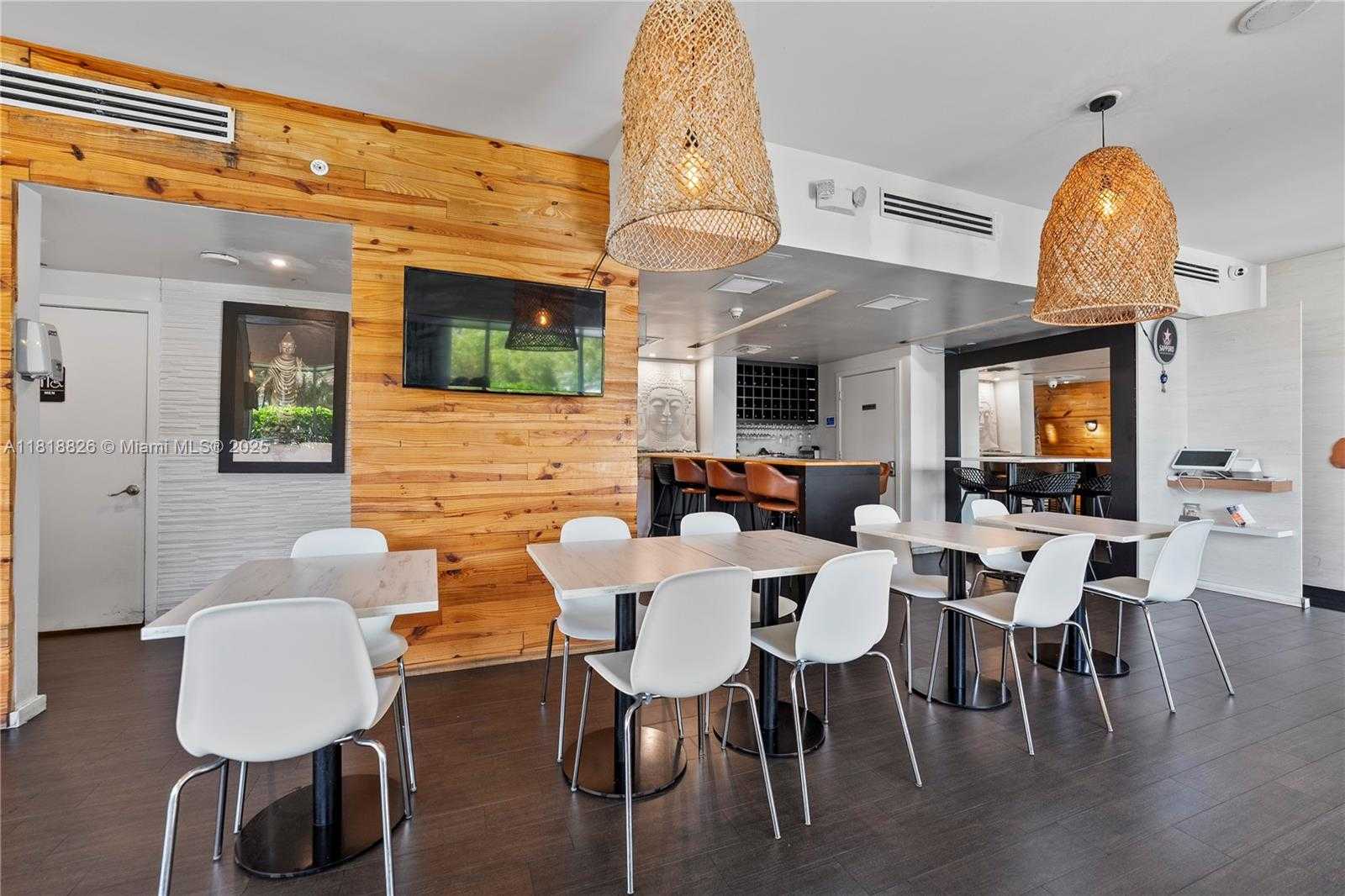 Small Image of 200 SOUTH EAST 15TH RD #1S, Miami Number 14