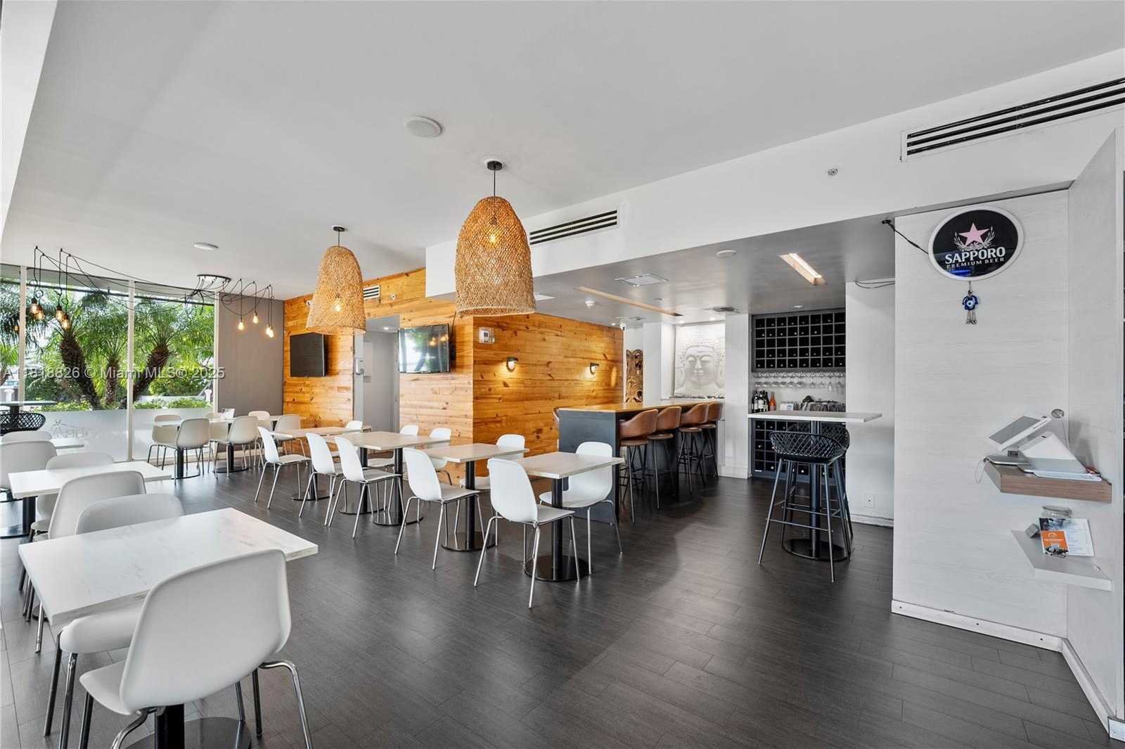 Small Image of 200 SOUTH EAST 15TH RD #1S, Miami Number 5