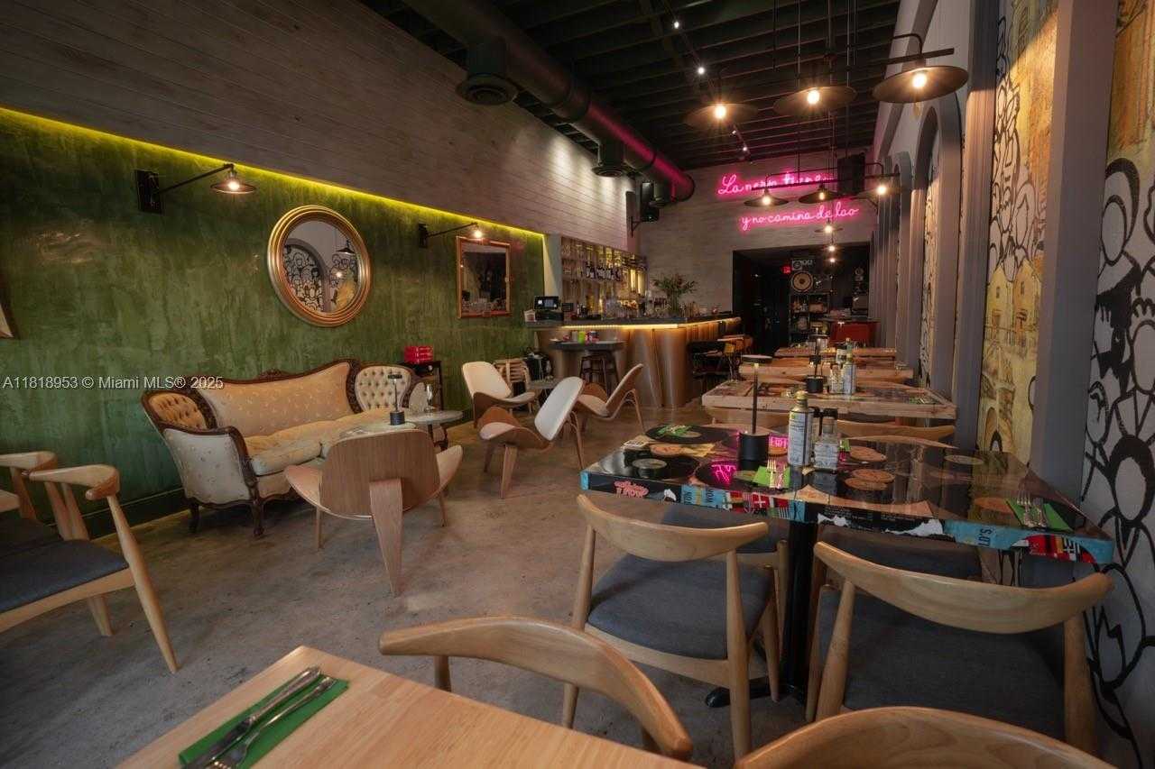 Small Image of 1650 SOUTH WEST 8TH ST, Miami Number 12