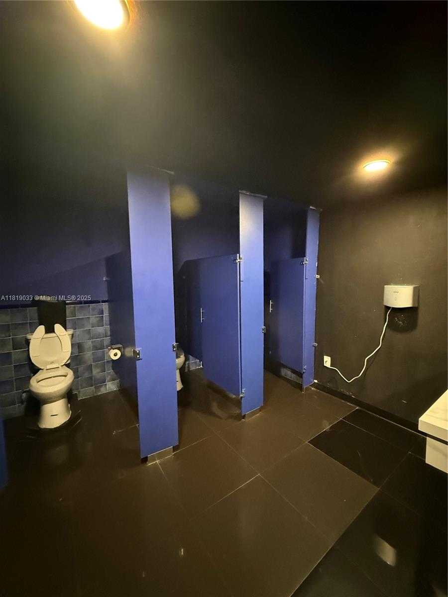 Small Image of 777 NORTH EAST 79TH ST, Miami Number 10