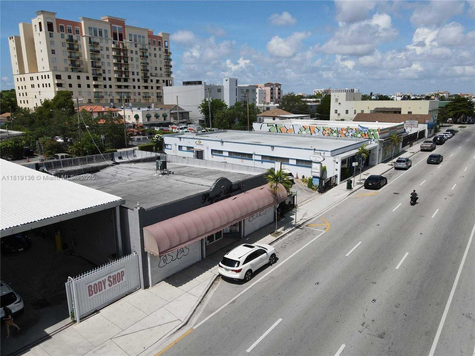 Small Image of 1328 WEST FLAGLER ST, Miami Number 2