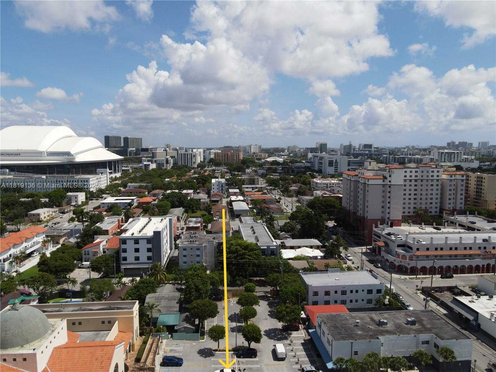 Small Image of 1328 WEST FLAGLER ST, Miami Number 6