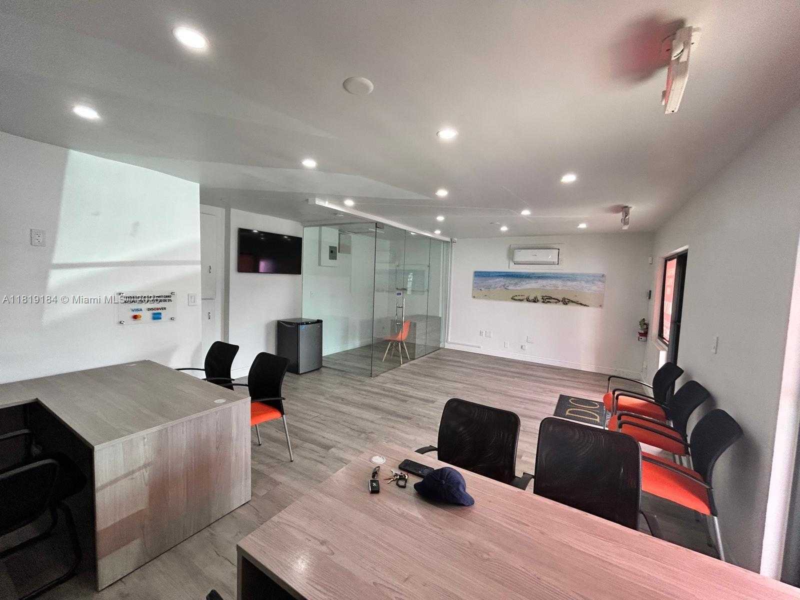 Small Image of 221 EAST 9TH ST, Hialeah Number 4
