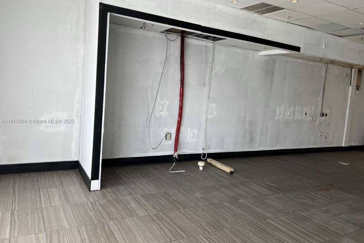 Small Image of 10101 WEST COMMERCIAL BLVD #10161, Tamarac Number 6