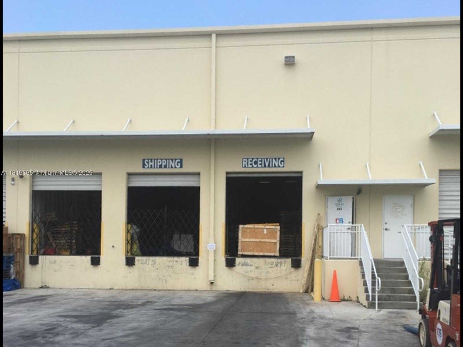 Small Image of 2020 NORTH WEST 129TH AVE #205, Sweetwater Number 15
